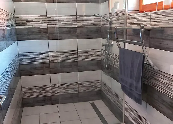 Tölgyfa Apartman *